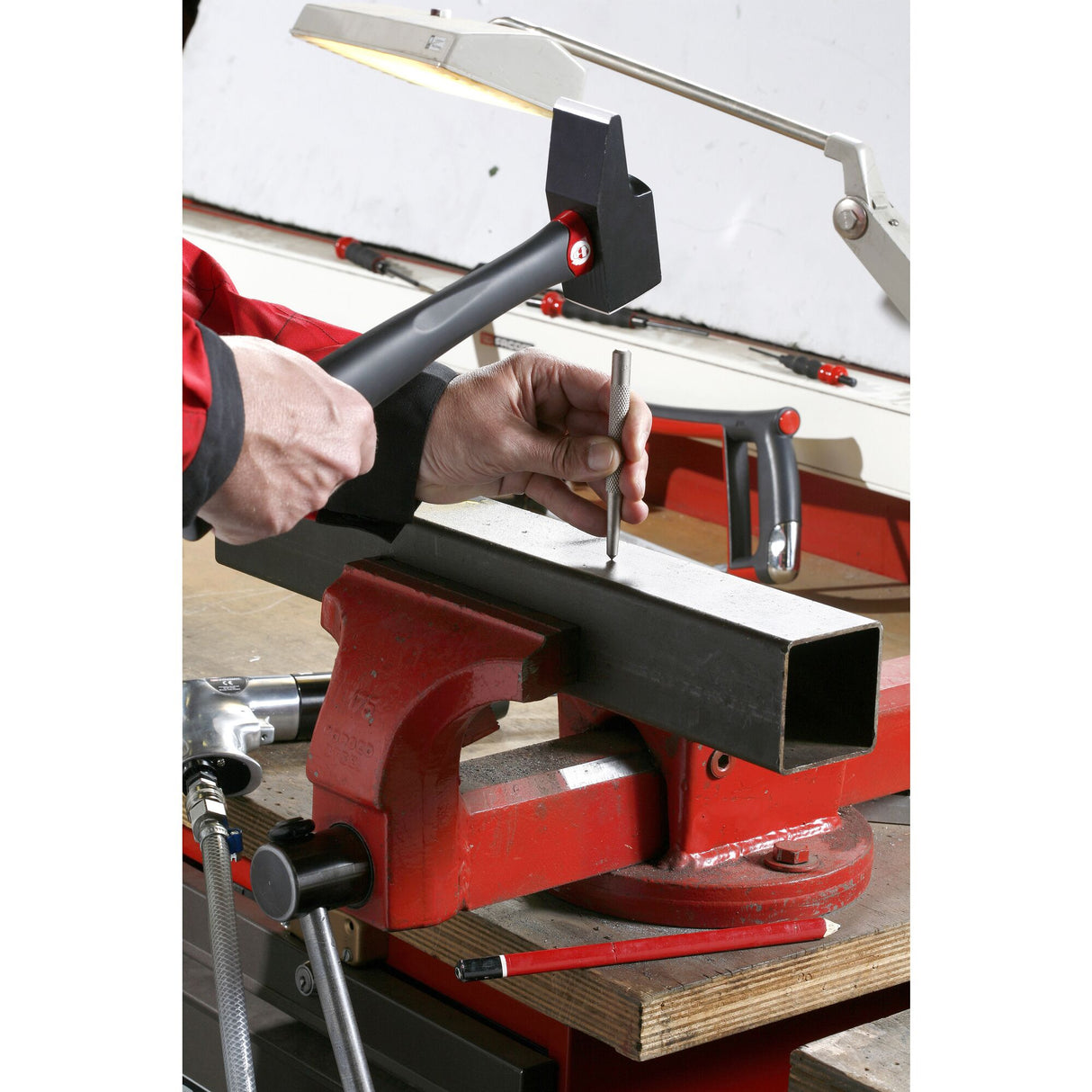 200C - Marteaux de mécanicien rivoir, manche graphite tri-matière