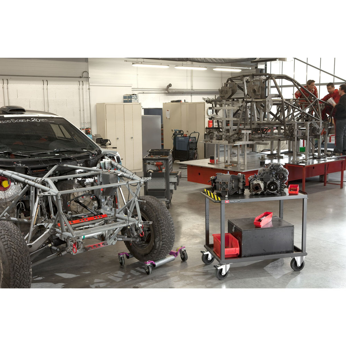 Table mobile charges lourdes