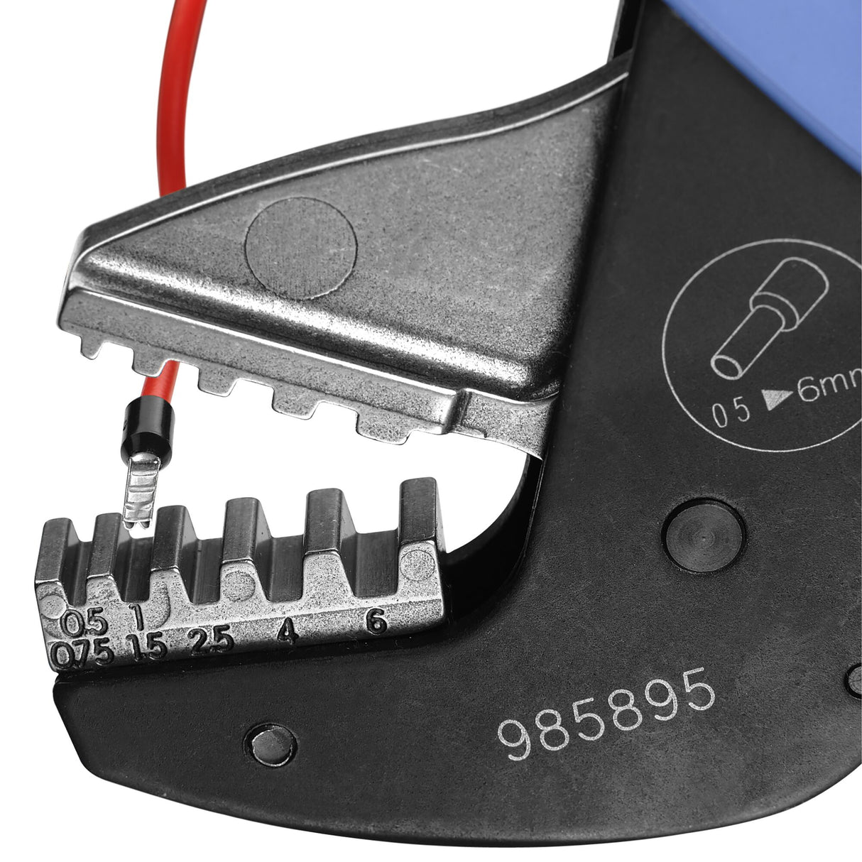 Pince à sertir pour extrémités de câbles, capacité 0,5 à 6 mm²