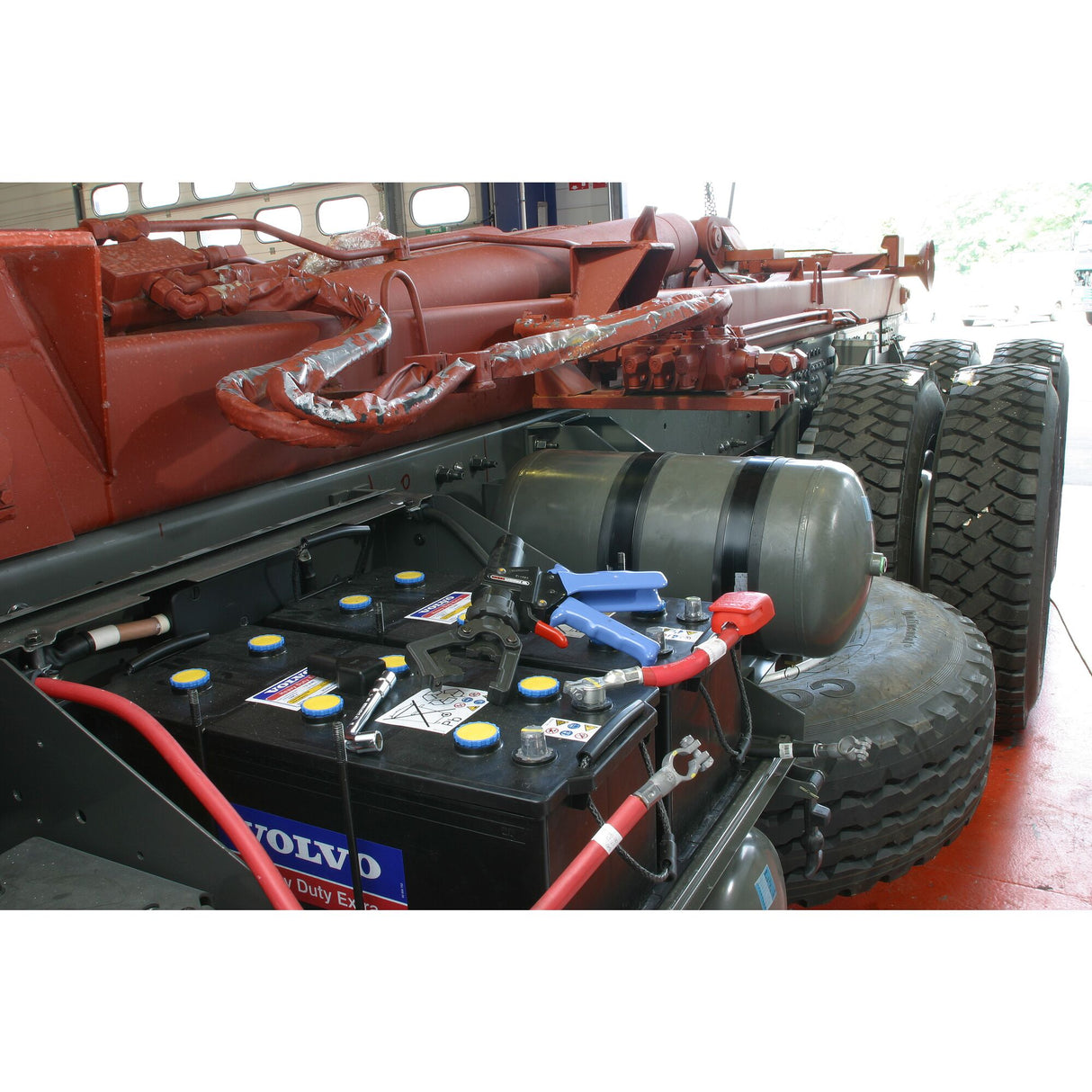 Pince à sertir hydraulique à gâchette pour cosses tubulaires et manchons