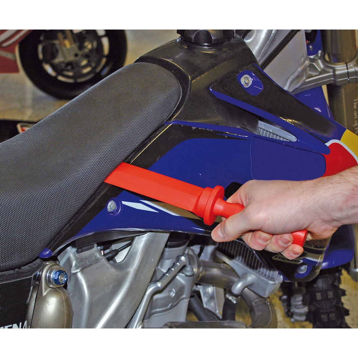 Série de 4 grattoirs multi-usages en plastique