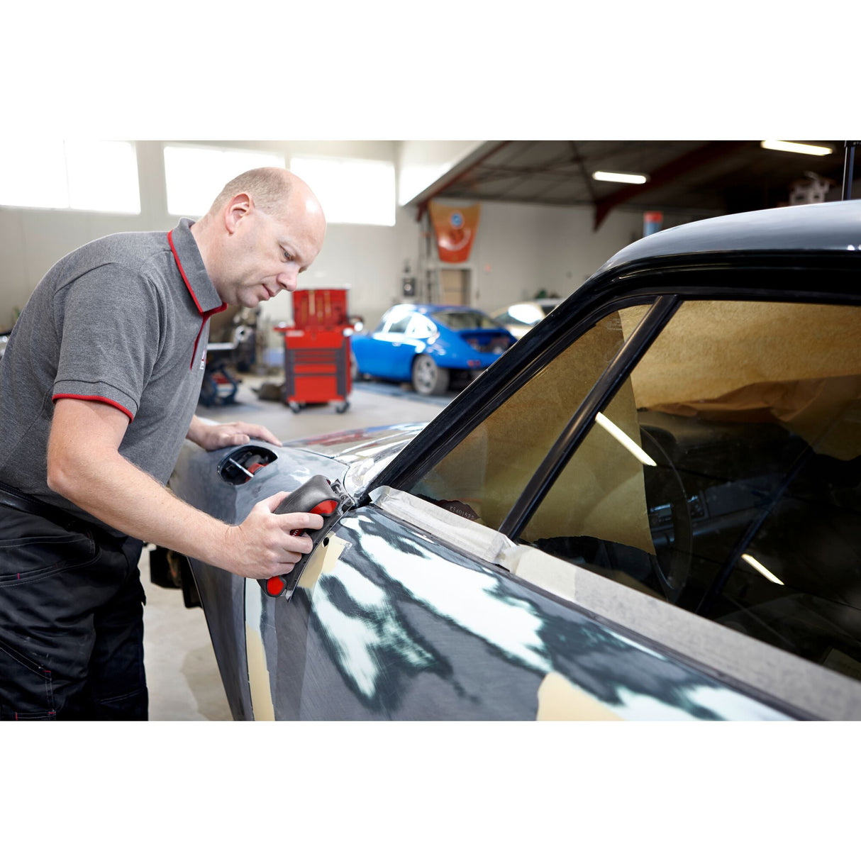 Cale à dresser auto-ajustable courte