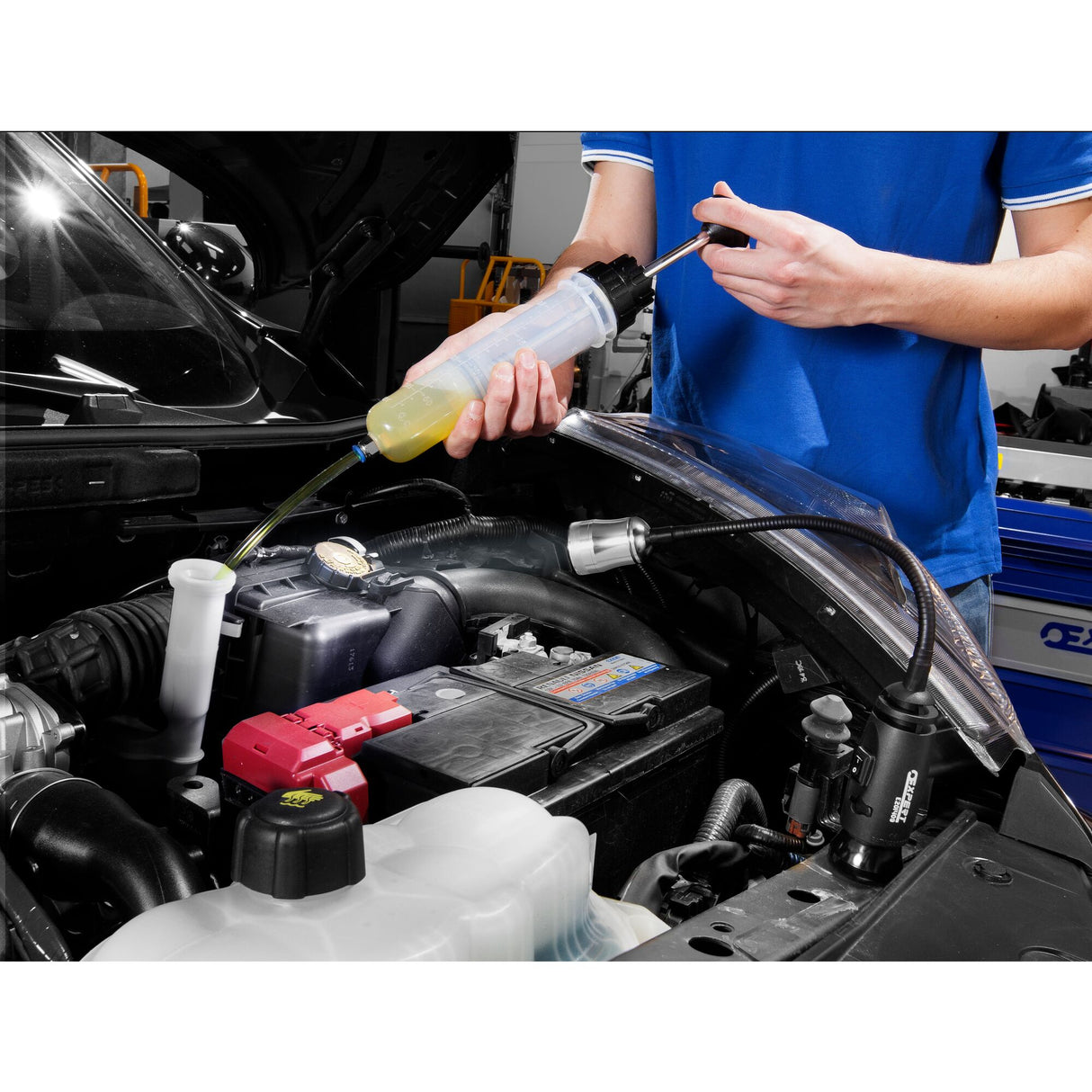 Seringue pour changement de fluides