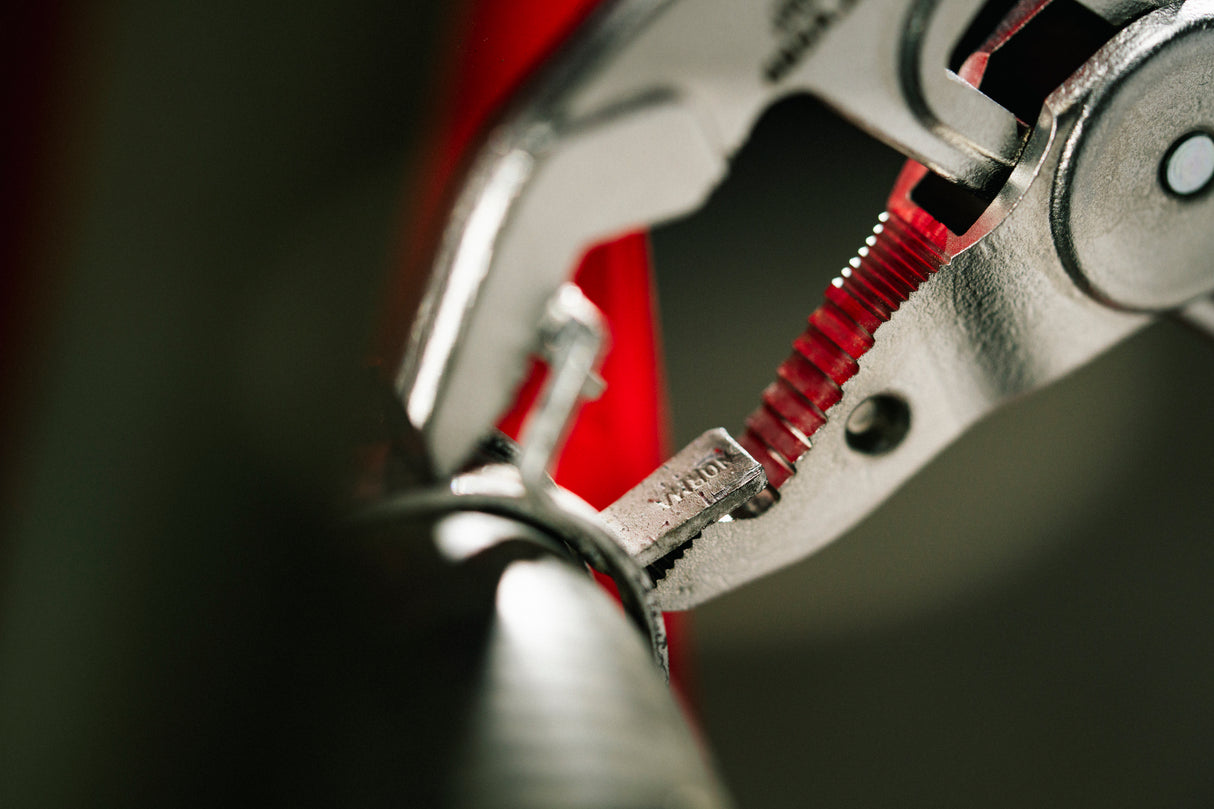 Pince multiprise entrepassée à réglage automatique, manche bi-matière, 250 mm